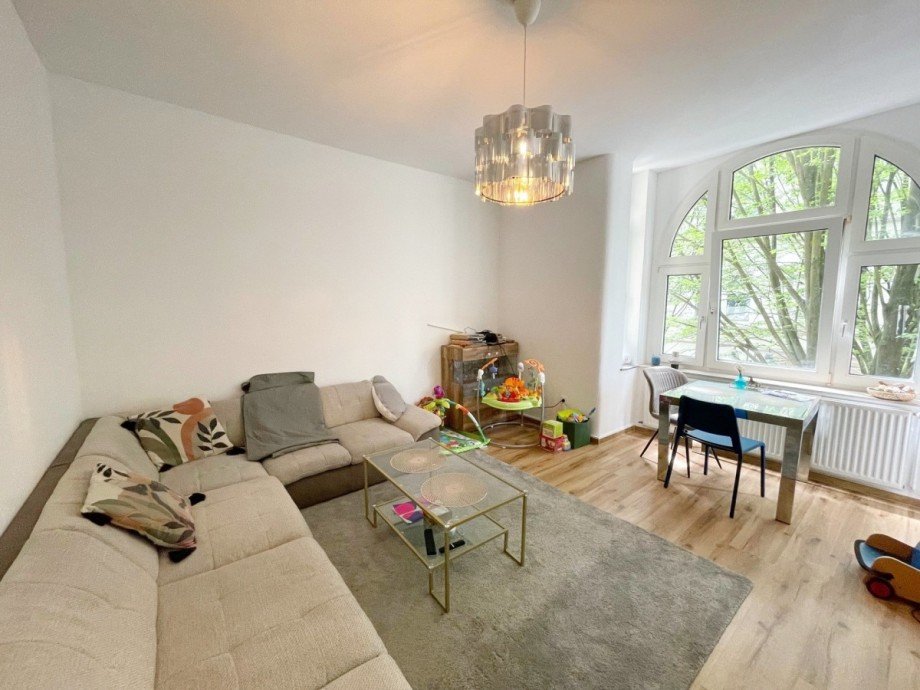 Wohnzimmer Etagenwohnung Bochum