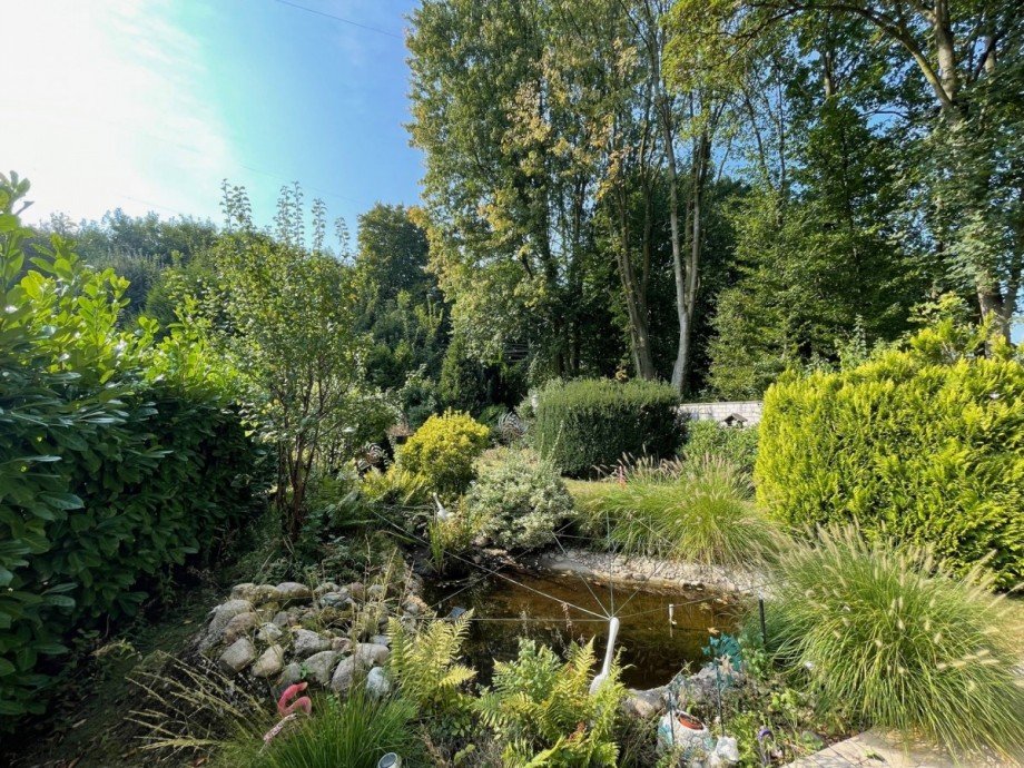 Garten mit Teich Zweifamilienhaus Herne