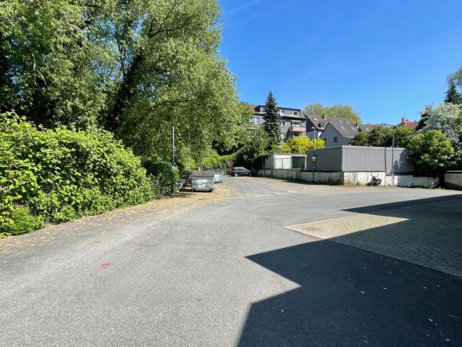 Hof und Parkpl�tze Gastronomie Bochum