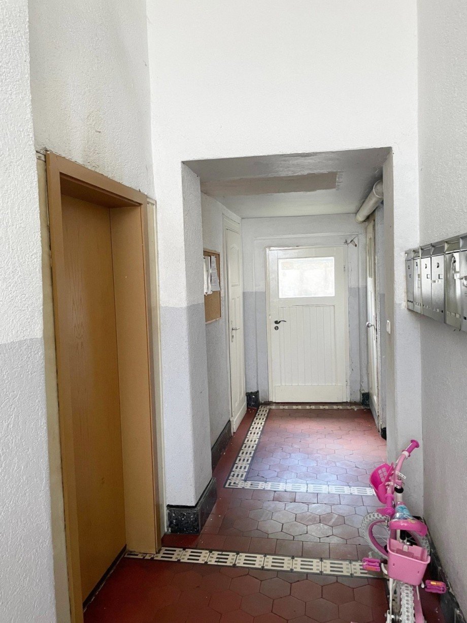 Hausflur Mehrfamilienhaus Bochum / Wattenscheid