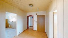 Flur 3,5 Raumwohnung im energetisch sanierten Mehrfamilienhaus mit Balkon auf Erbpachtgrundst�ck