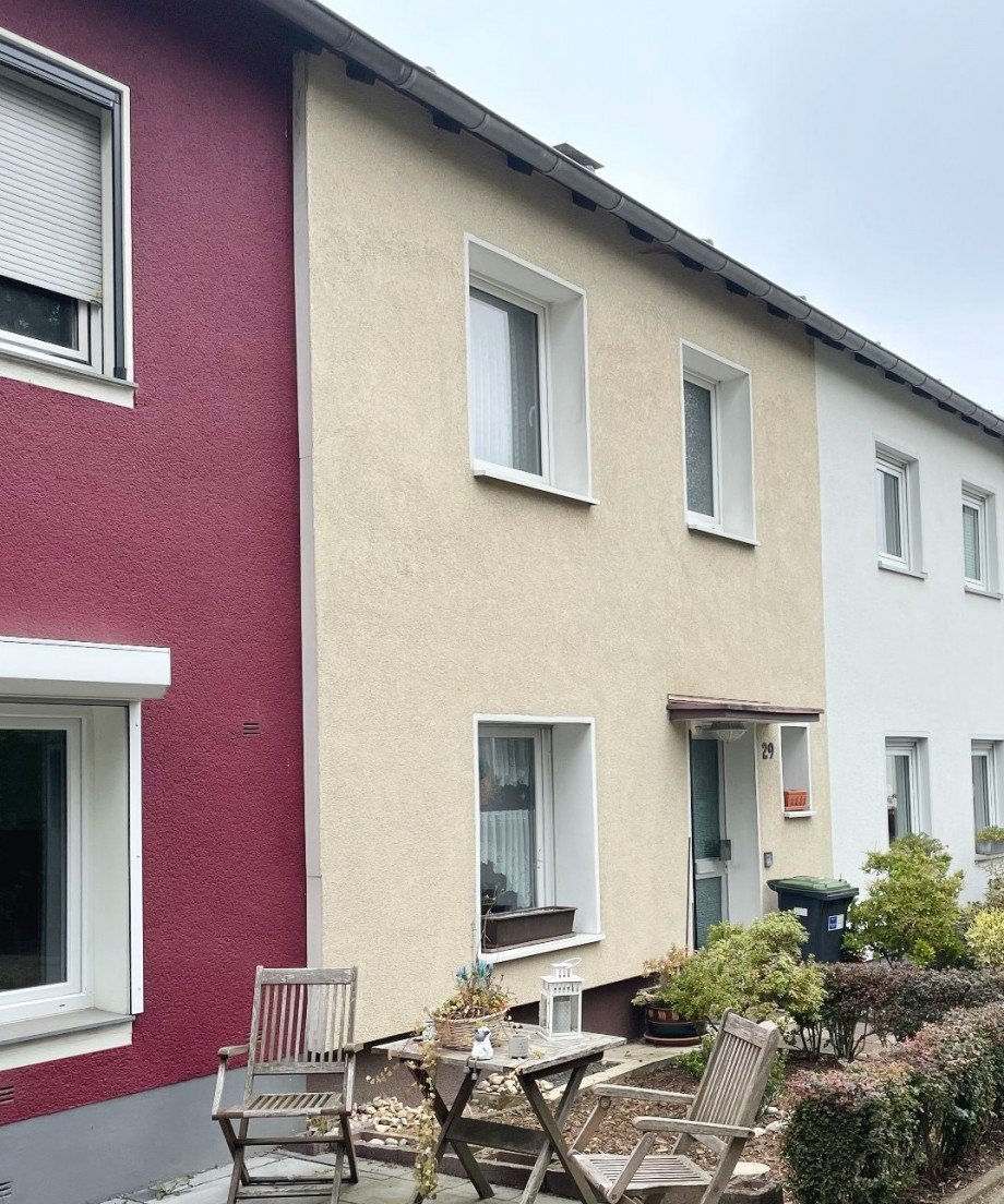 Vorderansicht Reihenhaus M�lheim an der Ruhr / Hei�en