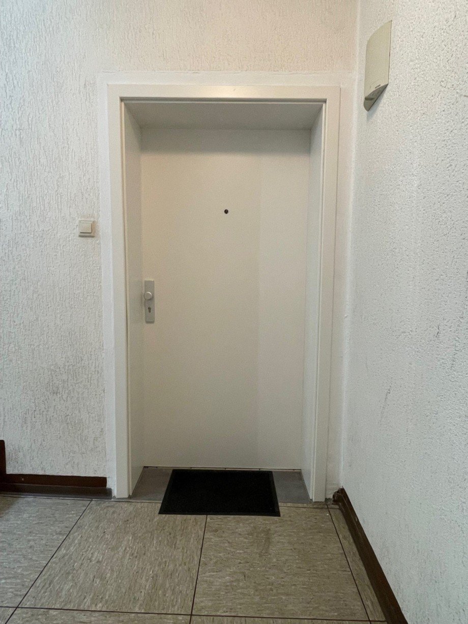 Wohnungseingangst�r Neu (2) Etagenwohnung Bochum