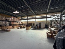  Lagerhalle ca. 1432 m� mit B�ro ca, 151 m�, Grundst�ck 3742 m� zu verkaufen